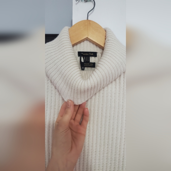 Sweater Dress - Picture 5 of 6